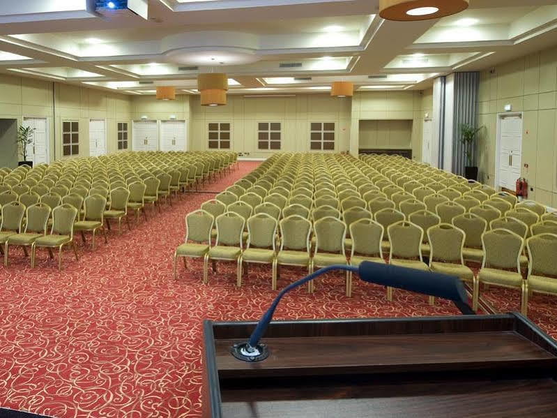Charleville Park Hotel & Leisure Club Ireland Esterno foto